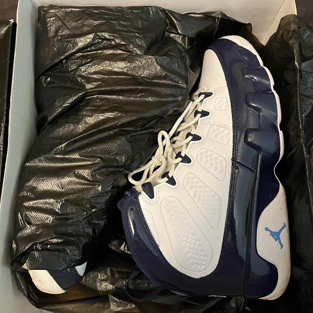 Retro 9 Pearl Blue